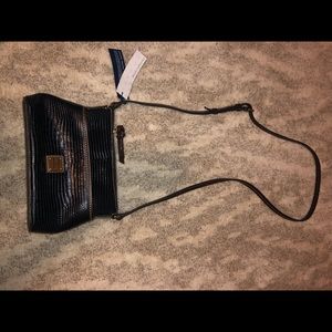 Dooney & Bourke crossbody purse